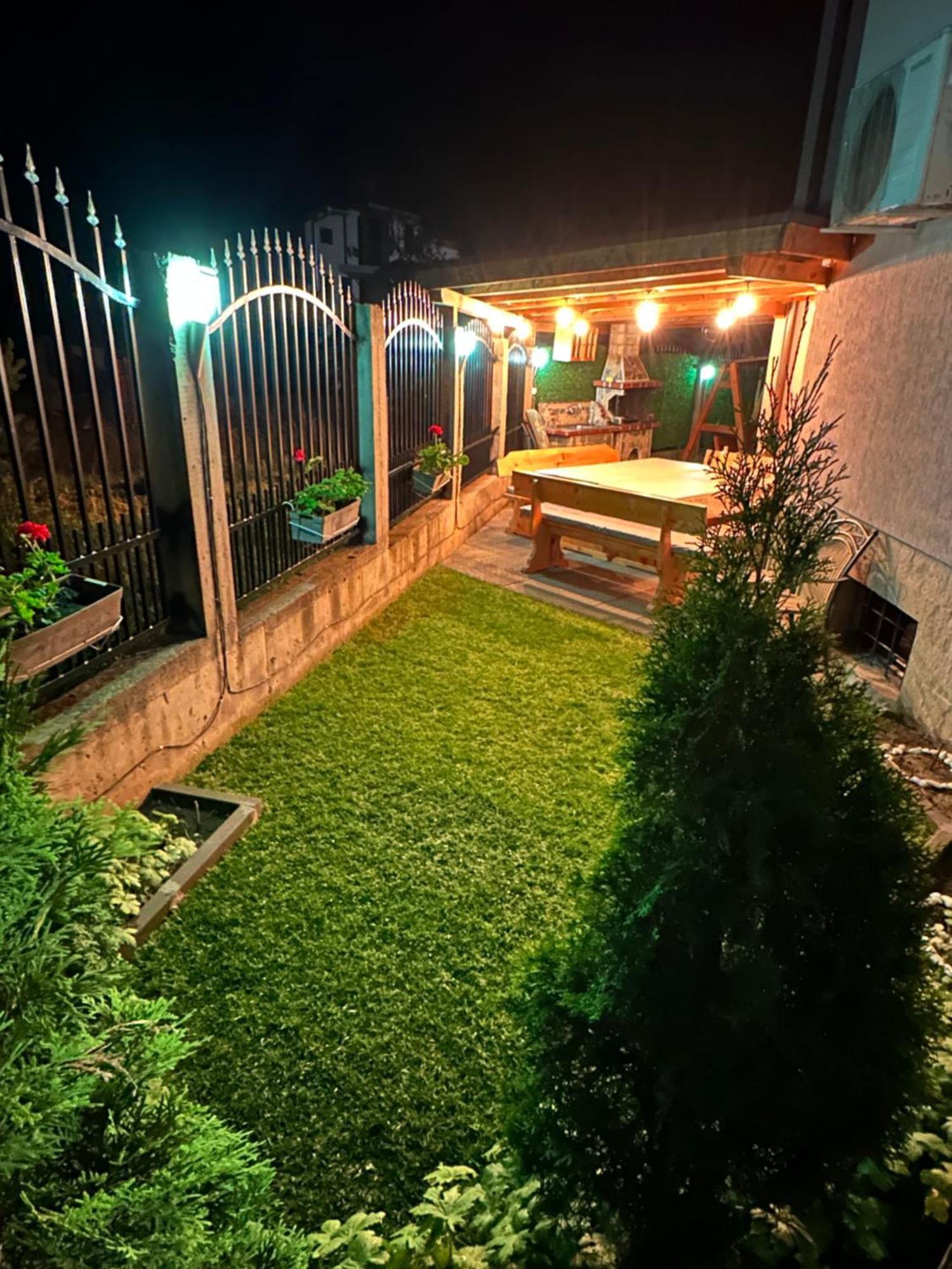 Advel Guest Hous Hotel Madzhare Exterior foto
