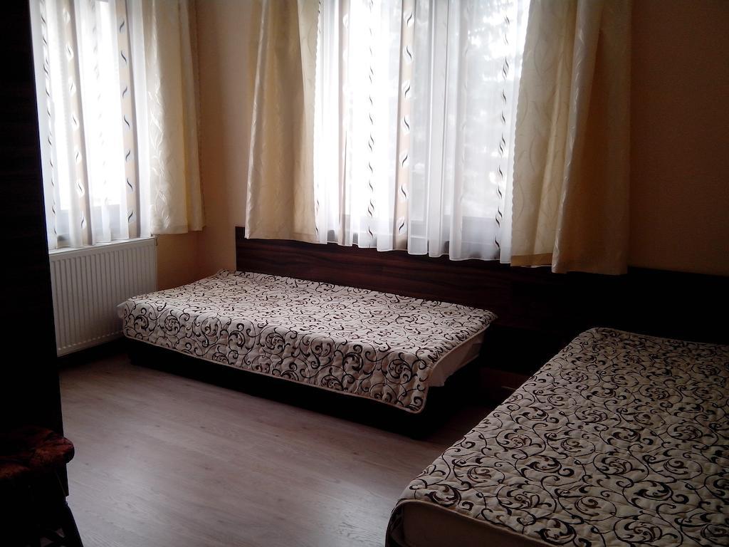 Advel Guest Hous Hotel Madzhare Quarto foto