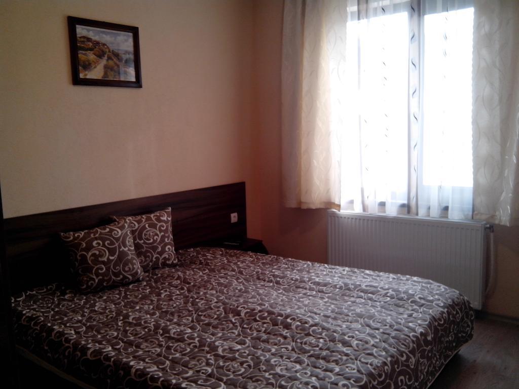 Advel Guest Hous Hotel Madzhare Quarto foto