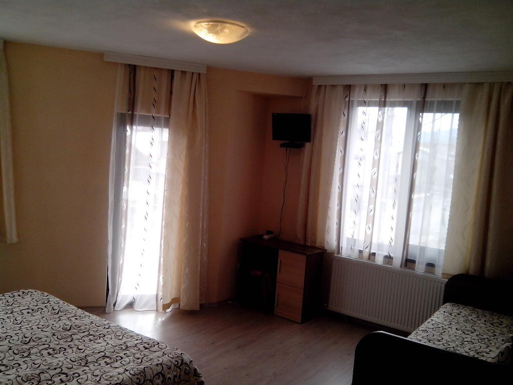 Advel Guest Hous Hotel Madzhare Quarto foto